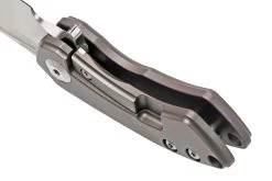 Kansept Mini Korvid K3030A3 Satin CPM-S35VN, Bronze Titanium Couteau De Poche, Justin Koch Design 11 Kansept Mini Korvid K3030A3 Satin CPM-S35VN, Bronze Titanium Couteau De Poche, Justin Koch Design -Couteaux Promotion Boutique KSK3030A3 05 kansept