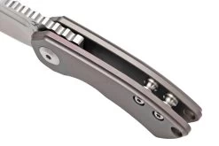 Kansept Mini Korvid K3030A3 Satin CPM-S35VN, Bronze Titanium Couteau De Poche, Justin Koch Design 13 Kansept Mini Korvid K3030A3 Satin CPM-S35VN, Bronze Titanium Couteau De Poche, Justin Koch Design -Couteaux Promotion Boutique KSK3030A3 07 kansept